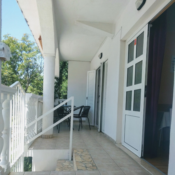 Dnevni boravak, Apartmani Bosi i Goli, Apartmani Bosi i Goli Starigrad Paklenica