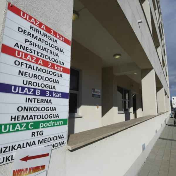 BOLNICA ZADAR, Apartmani Bosi i Goli Starigrad Paklenica