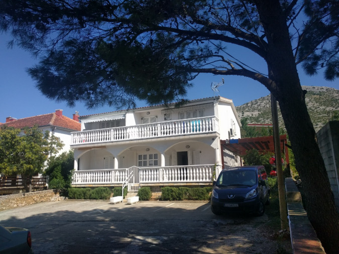 Destination, Apartmani Bosi i Goli 23244