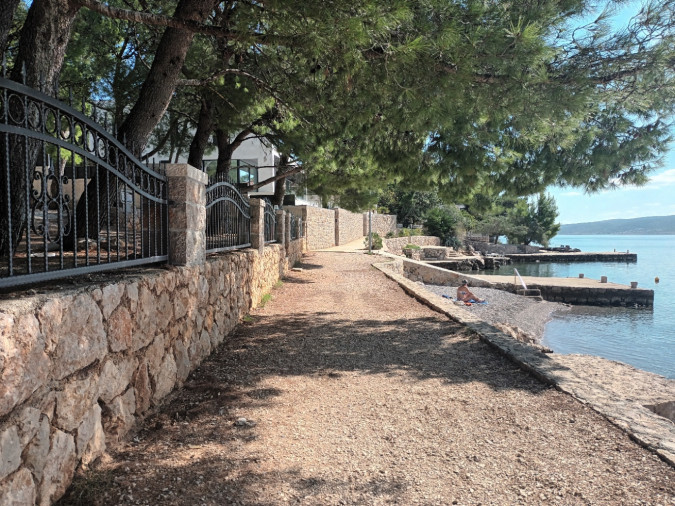 Destination, Apartmani Bosi i Goli 23244