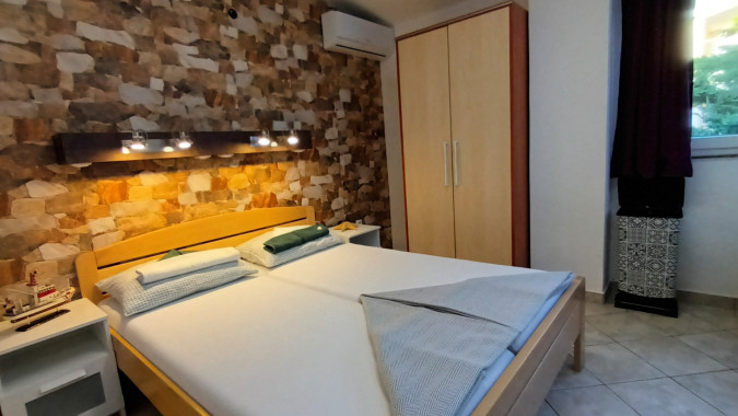 Apartment 4  (studio), Apartmani Bosi i Goli 23244